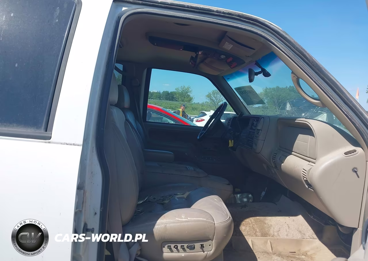 1999 Chevrolet Suburban Lt VIN:3GNFK16RXXG246793 - 5