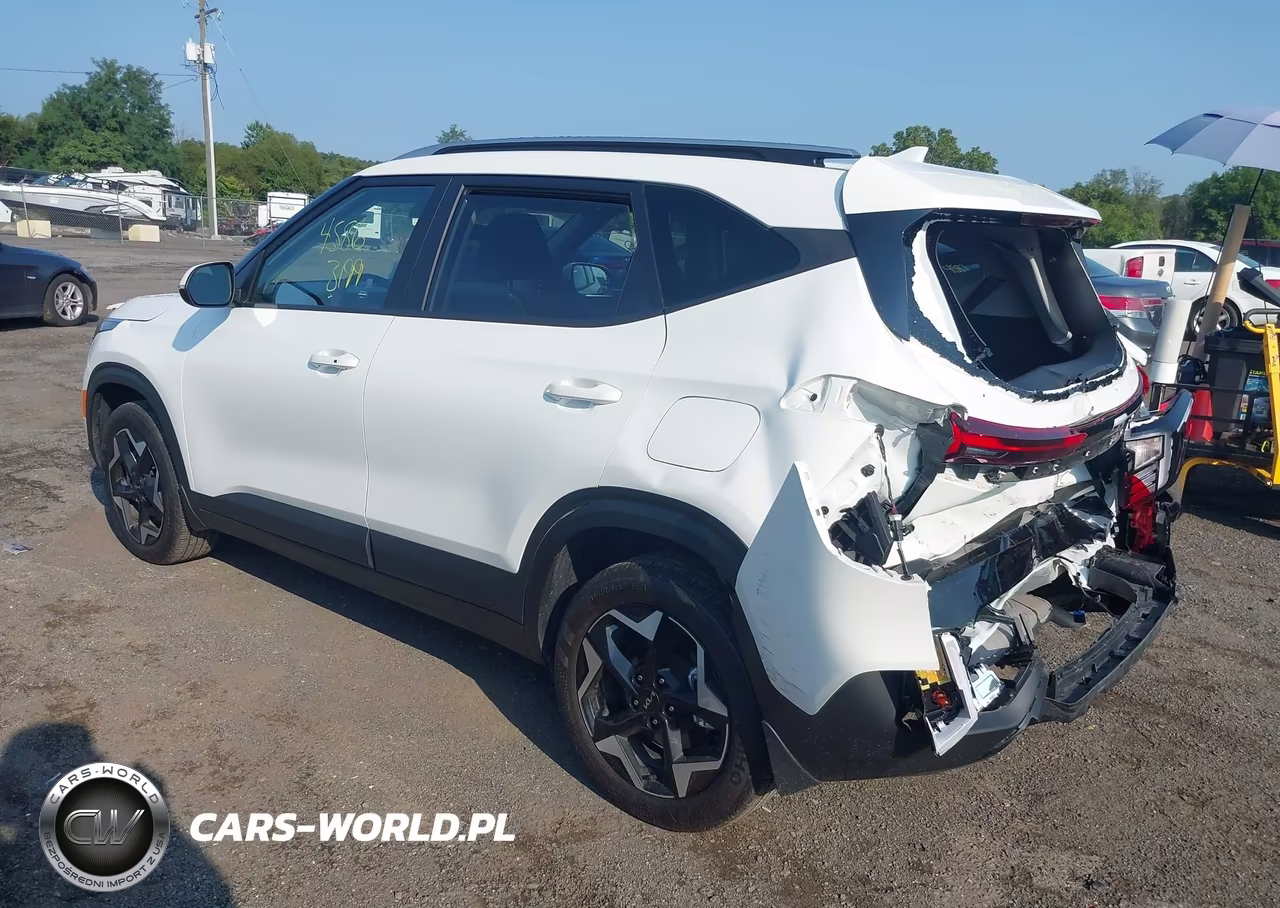 2025 Kia Seltos S VIN:KNDEUCAA8S7811557 - 3