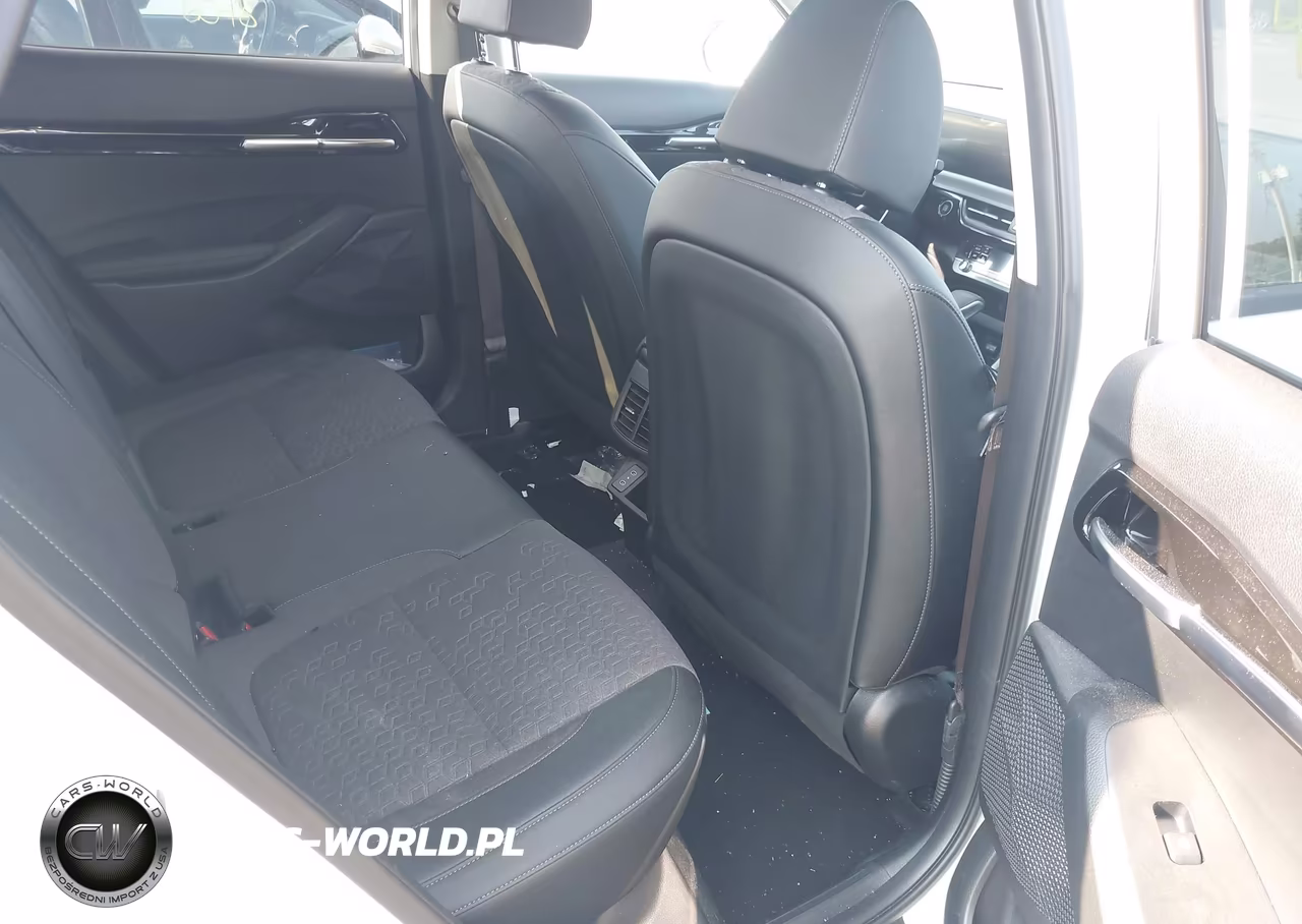 2025 Kia Seltos S VIN:KNDEUCAA8S7811557 - 8