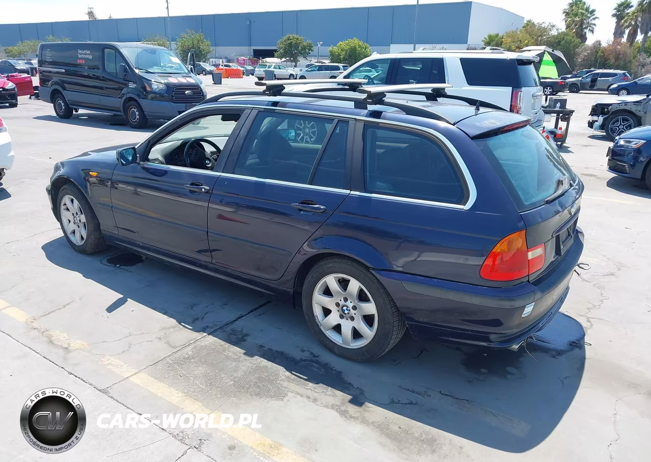 2003 BMW 325It VIN:WBAAX134X3PJ00541 - 3