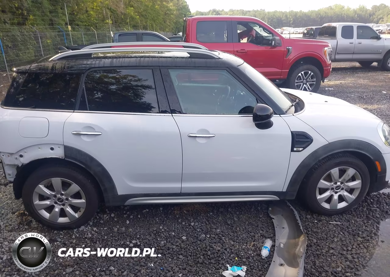 2018 Mini Countryman Cooper VIN:WMZYS7C3XJ3E08519 - 14