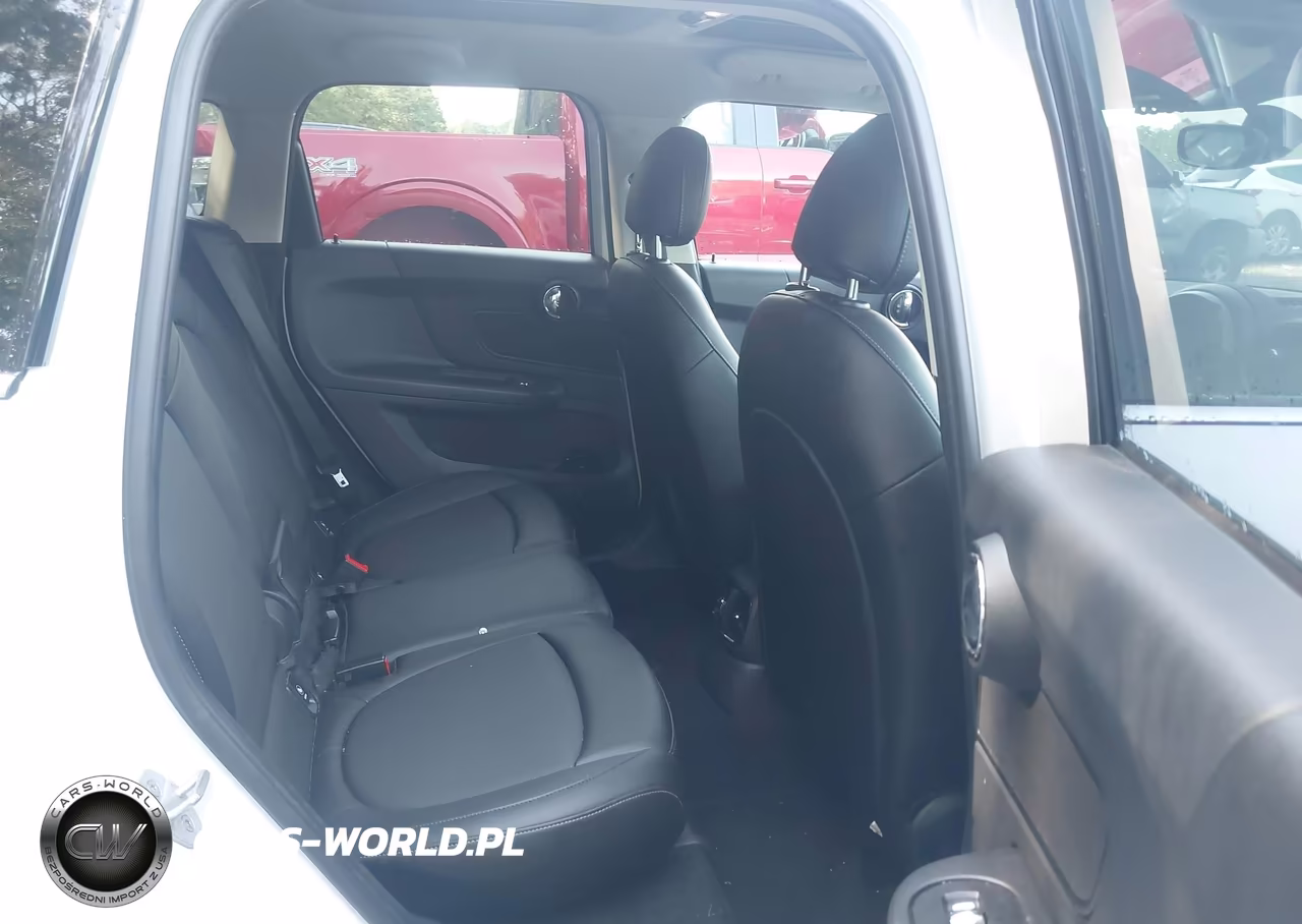 2018 Mini Countryman Cooper VIN:WMZYS7C3XJ3E08519 - 8