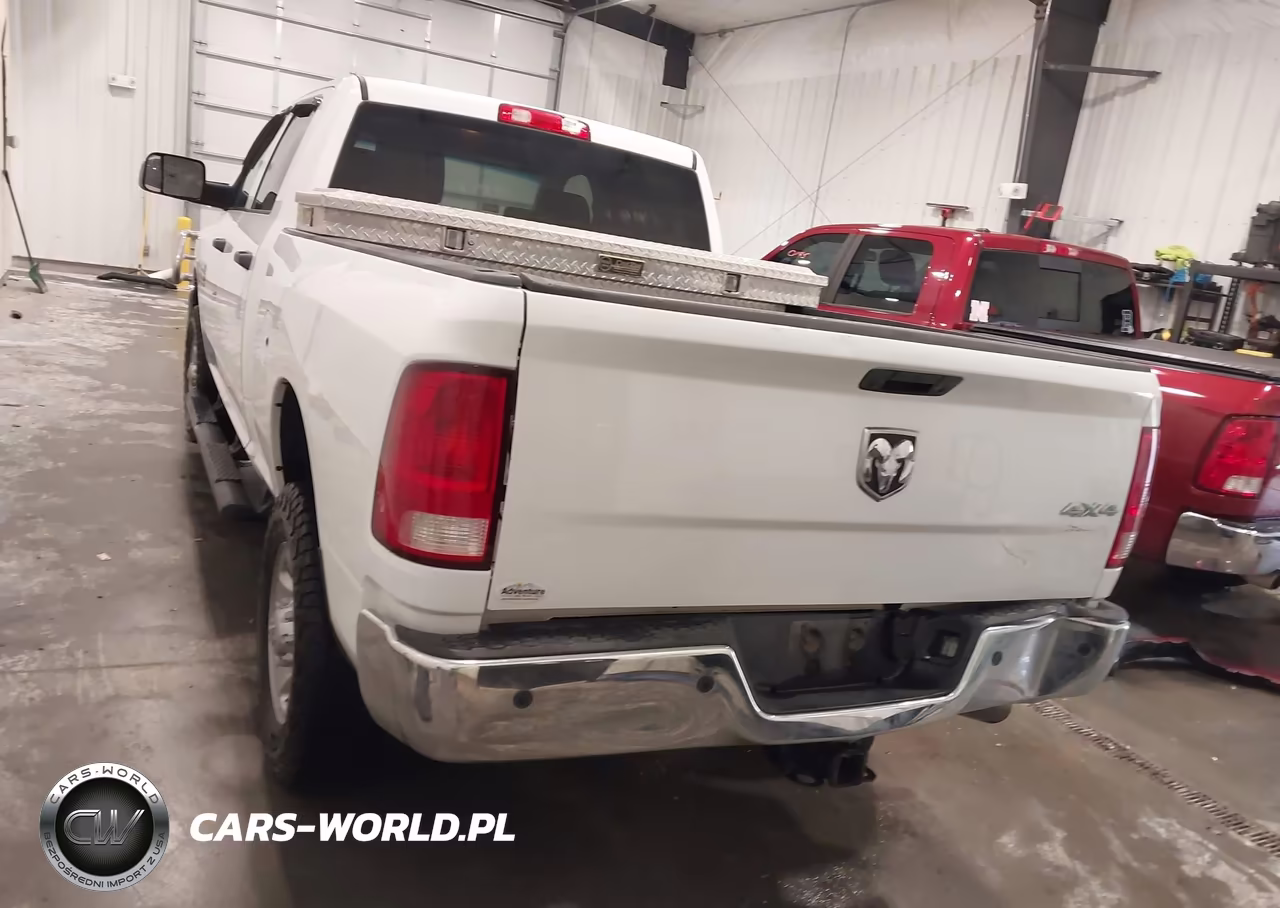 2017 Ram 2500 Tradesman 4X4 6'4 Box VIN:3C6UR5CJ0HG589722 - 16