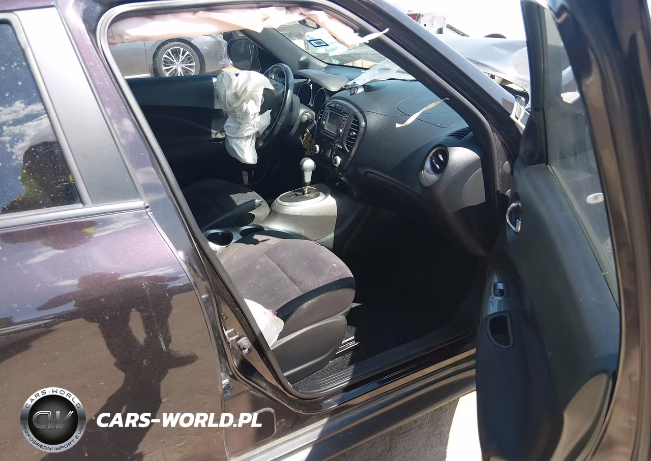 2014 Nissan Juke Sv VIN:JN8AF5MR1ET354161 - 5