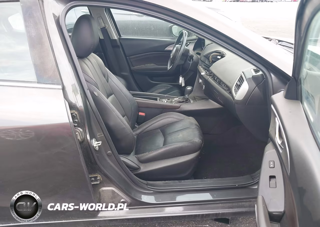2017 Mazda Mazda3 Touring VIN:3MZBN1V79HM112890 - 5