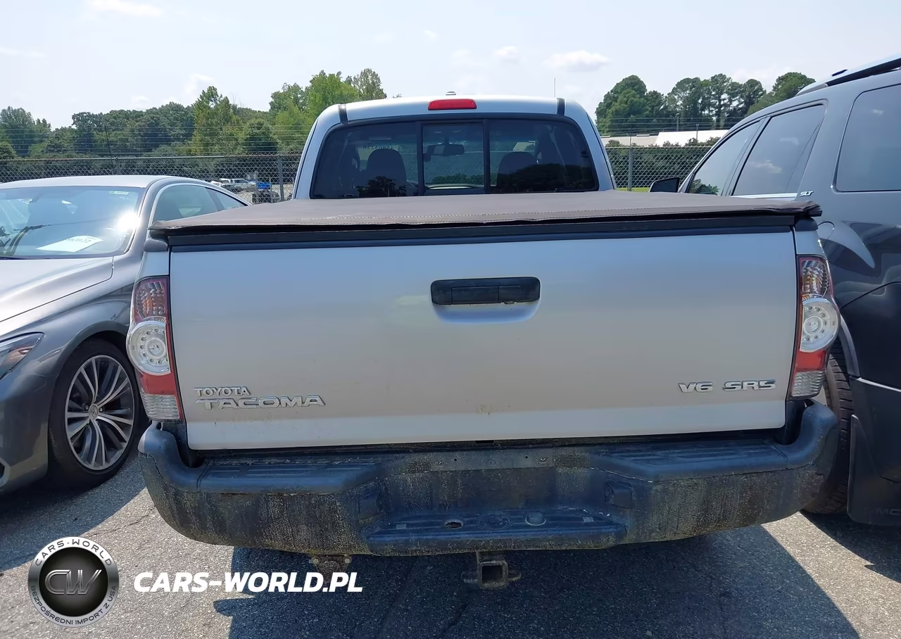 2010 Toyota Tacoma Base V6 VIN:5TEUU4ENXAZ721865 - 16