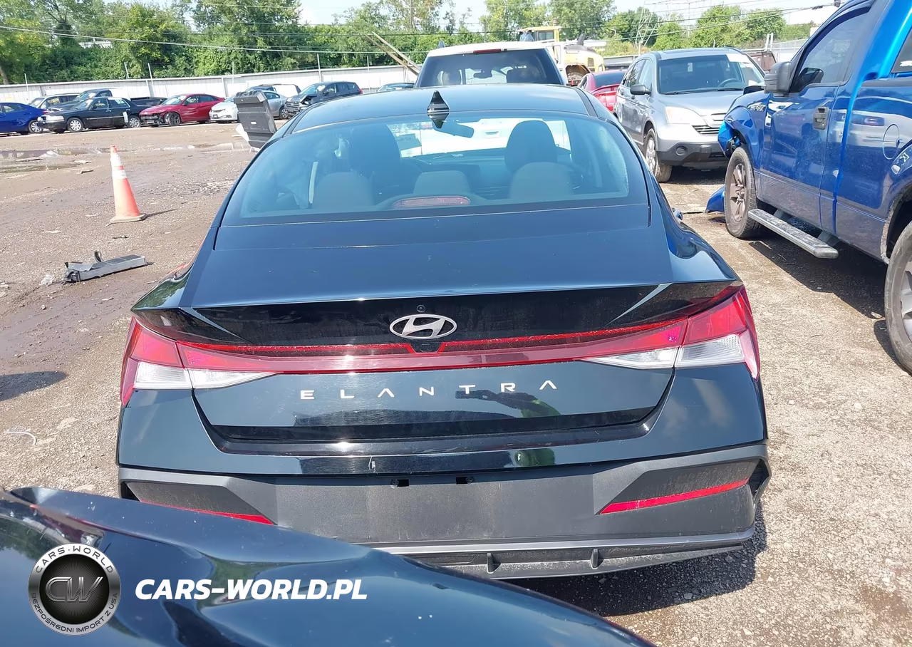 2024 Hyundai Elantra Sel VIN:KMHLM4DG1RU717184 - 17