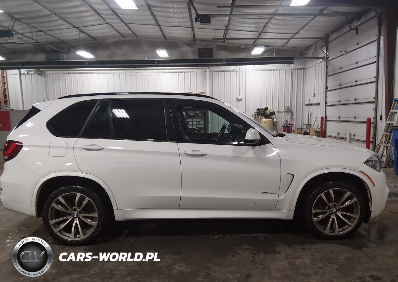 2014 BMW X5 xDrive50I VIN:5UXKR6C58E0C03509 - 13