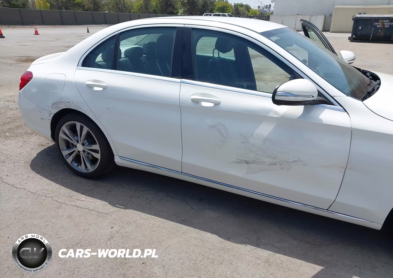 2015 Mercedes-Benz C 300 VIN:55SWF4JB0FU066377 - 6