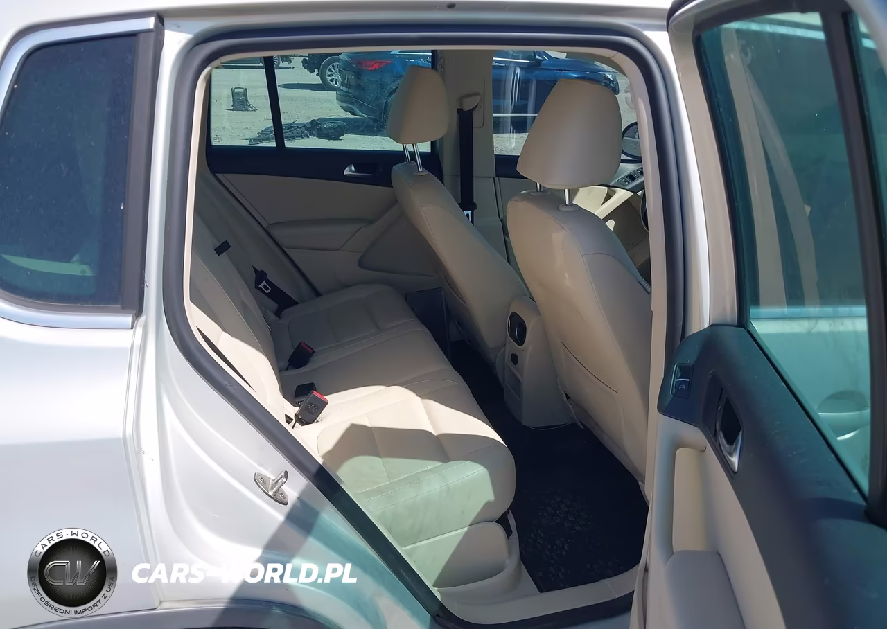 2013 Volkswagen Tiguan Se VIN:WVGAV7AX8DW536316 - 8