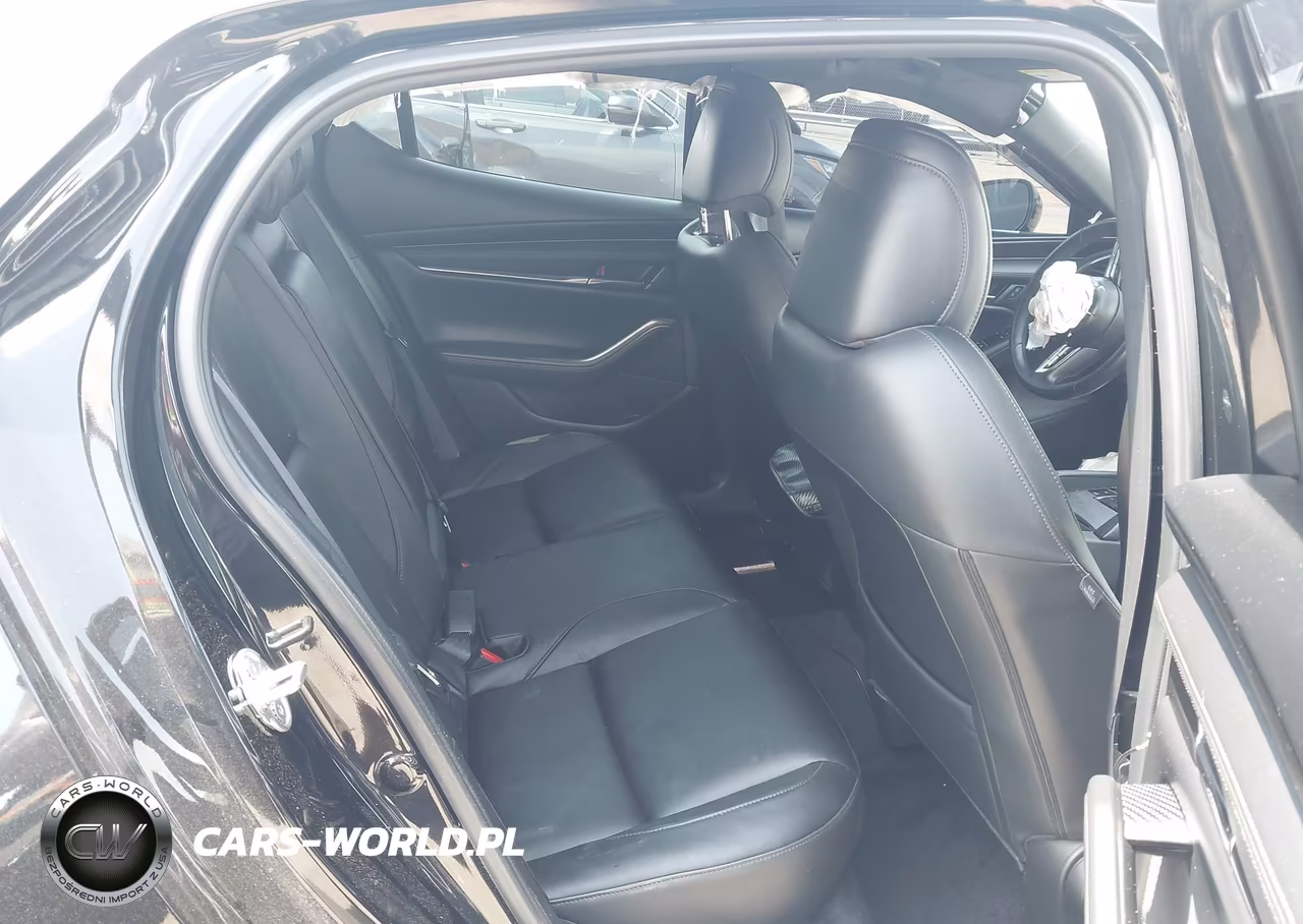 2023 Mazda Mazda3 2.5 S Preferred VIN:JM1BPALM9P1600626 - 8