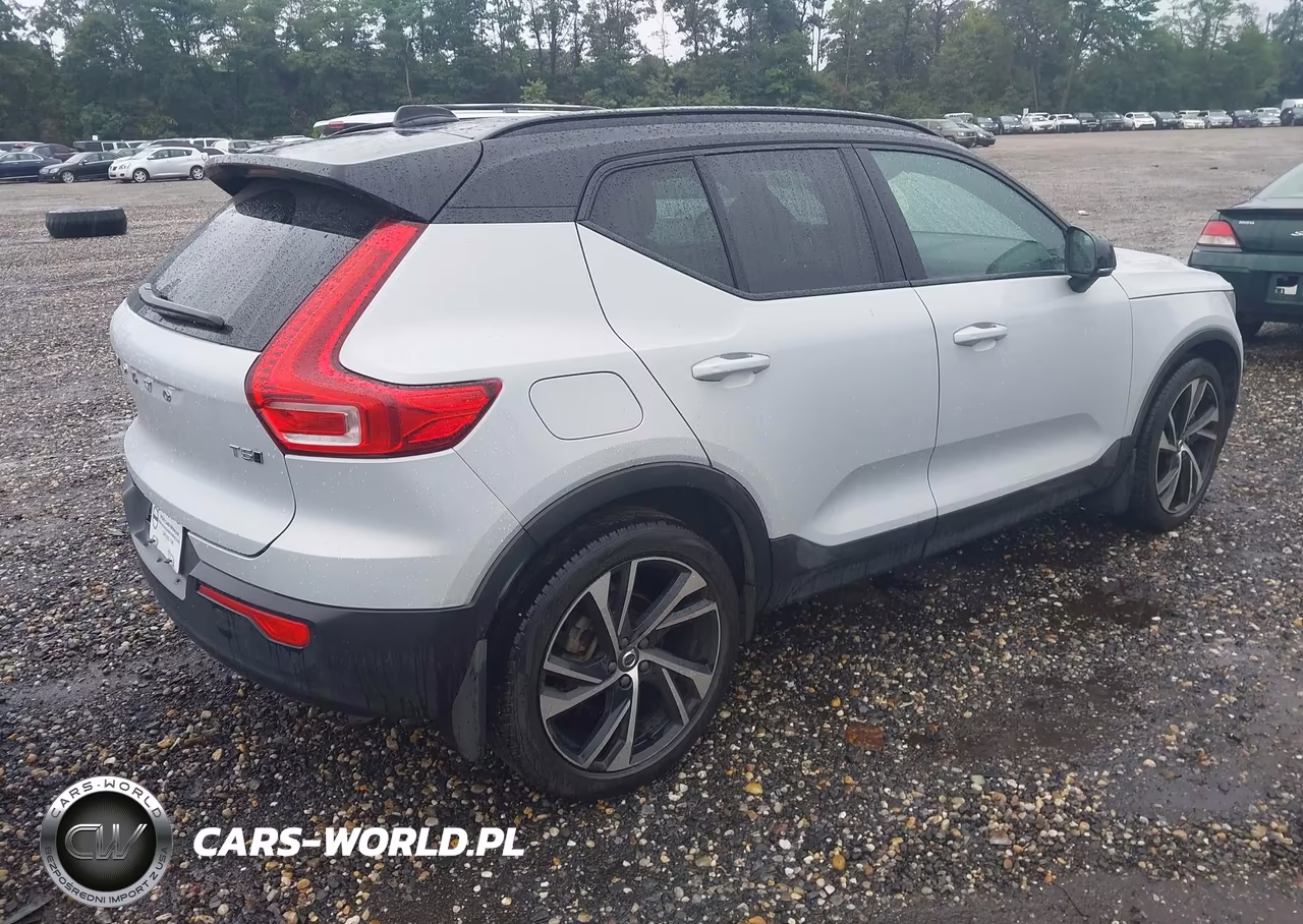 2022 Volvo Xc40 T5 R-Design VIN:YV4162UM6N2719693 - 4