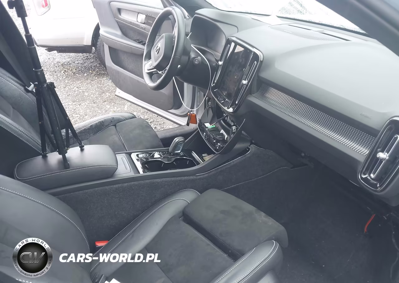 2022 Volvo Xc40 T5 R-Design VIN:YV4162UM6N2719693 - 5
