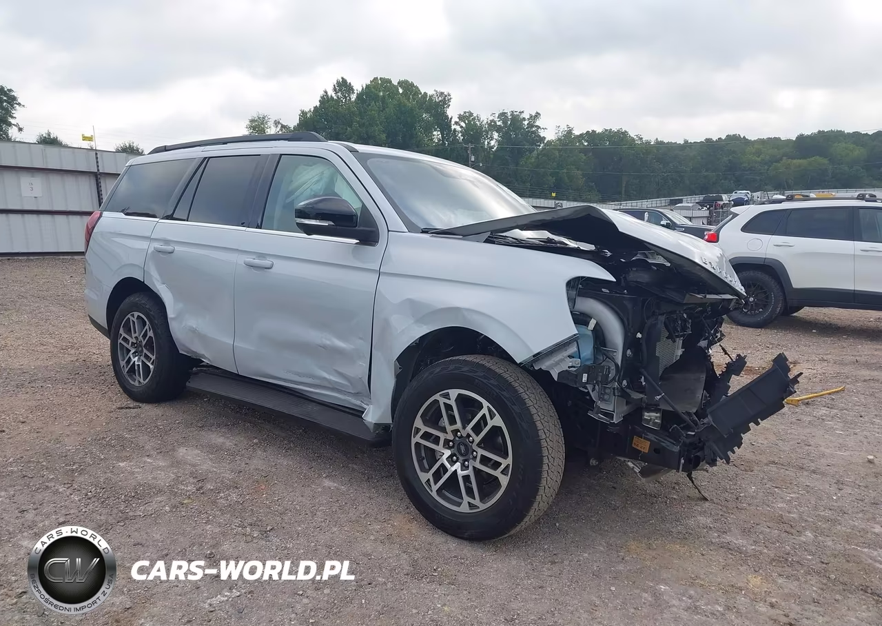 2025 Ford Expedition Active