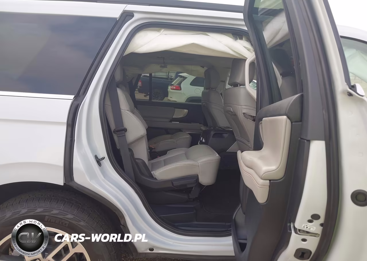 2025 Ford Expedition Active VIN:1FMJU1J8XSEA44561 - 8