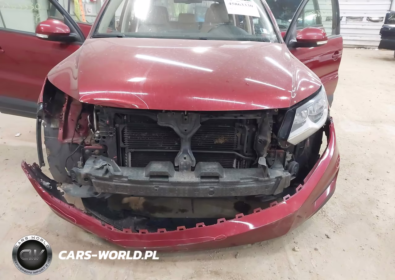 2016 Volkswagen Tiguan S VIN:WVGBV7AX1GW055543 - 6