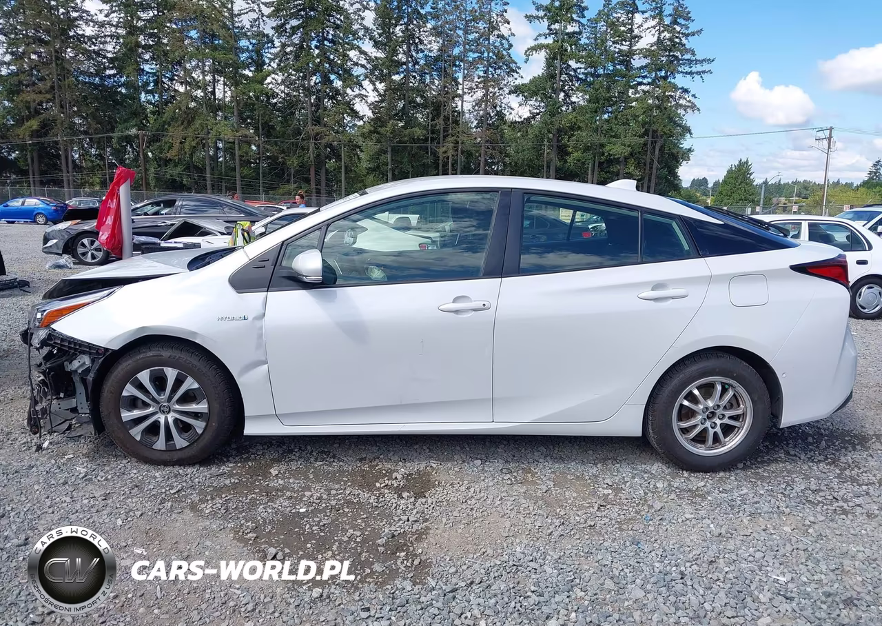 2022 Toyota Prius Le Awd-E VIN:JTDL9MFUXN3039303 - 15