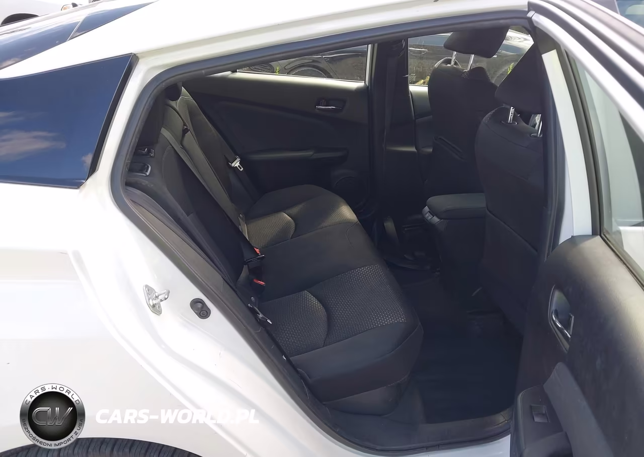 2022 Toyota Prius Le Awd-E VIN:JTDL9MFUXN3039303 - 19