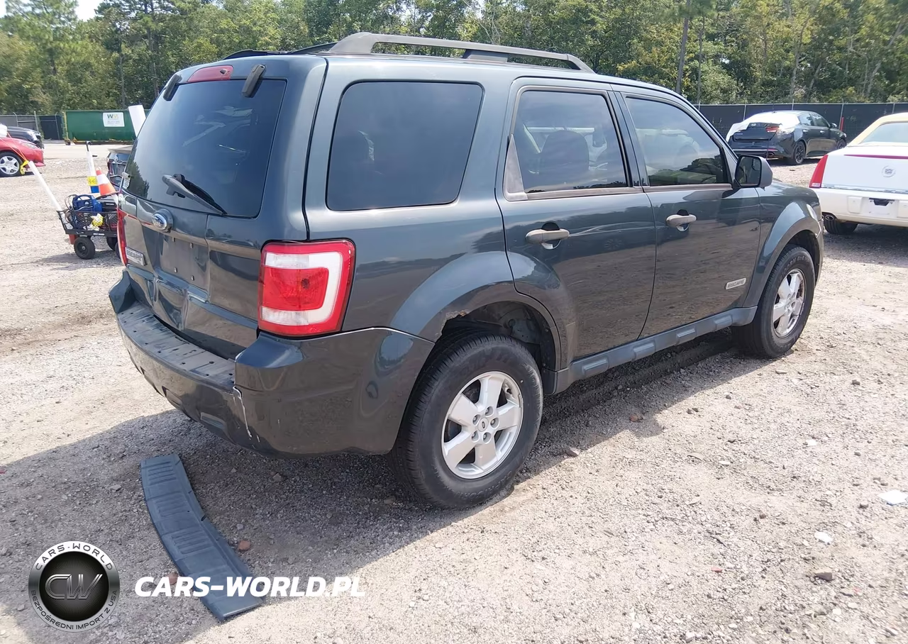 2008 Ford Escape Xlt VIN:1FMCU03Z88KD15345 - 4