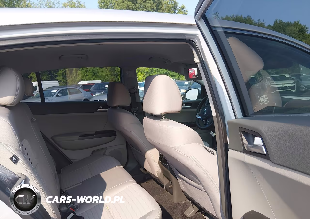 2018 Kia Sportage Lx VIN:KNDPMCAC8J7379318 - 8