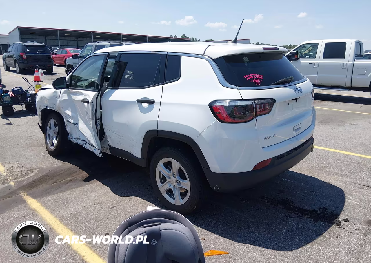 2023 Jeep Compass Sport 4X4 VIN:3C4NJDAN9PT574887 - 3