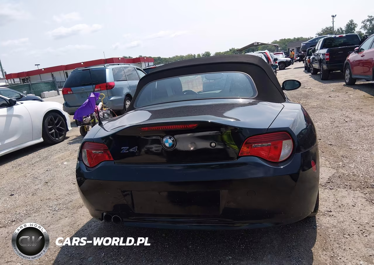2007 BMW Z4 3.0Si VIN:4USBU53507LX03621 - 16