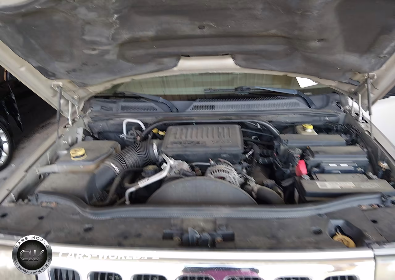 2007 Jeep Commander Sport VIN:1J8HG48P97C602839 - 10