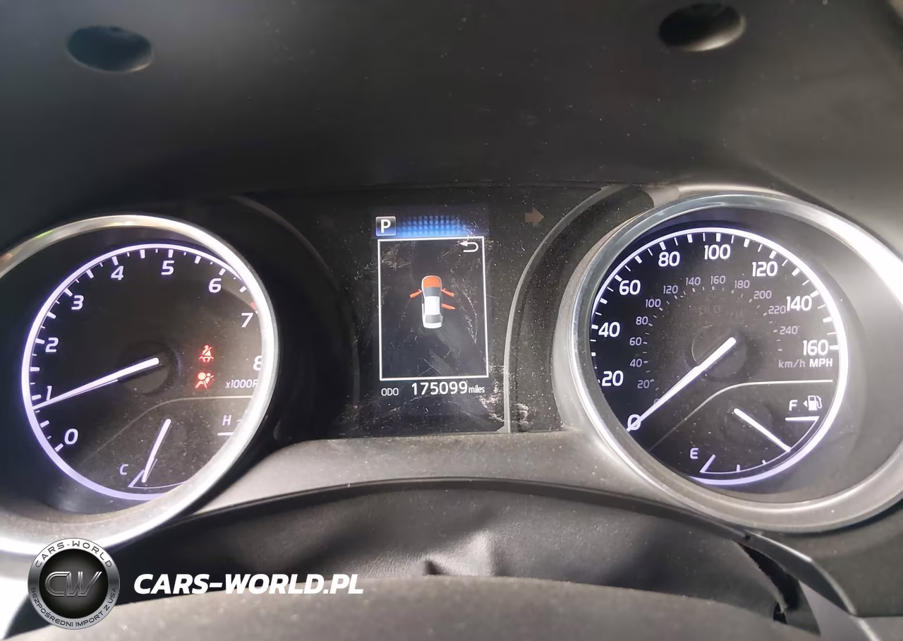 2018 Toyota Camry Le VIN:4T1B11HK0JU092380 - 7