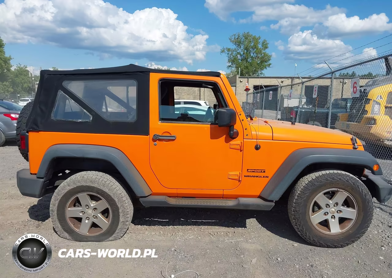 2013 Jeep Wrangler Sport VIN:1C4AJWAG0DL515973 - 13
