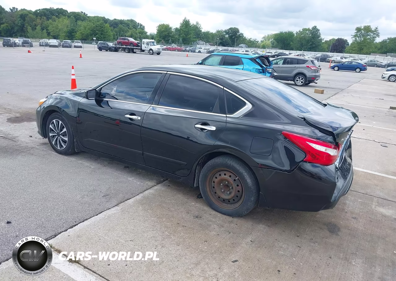 2017 Nissan Altima 2.5 S VIN:1N4AL3AP7HN313639 - 3