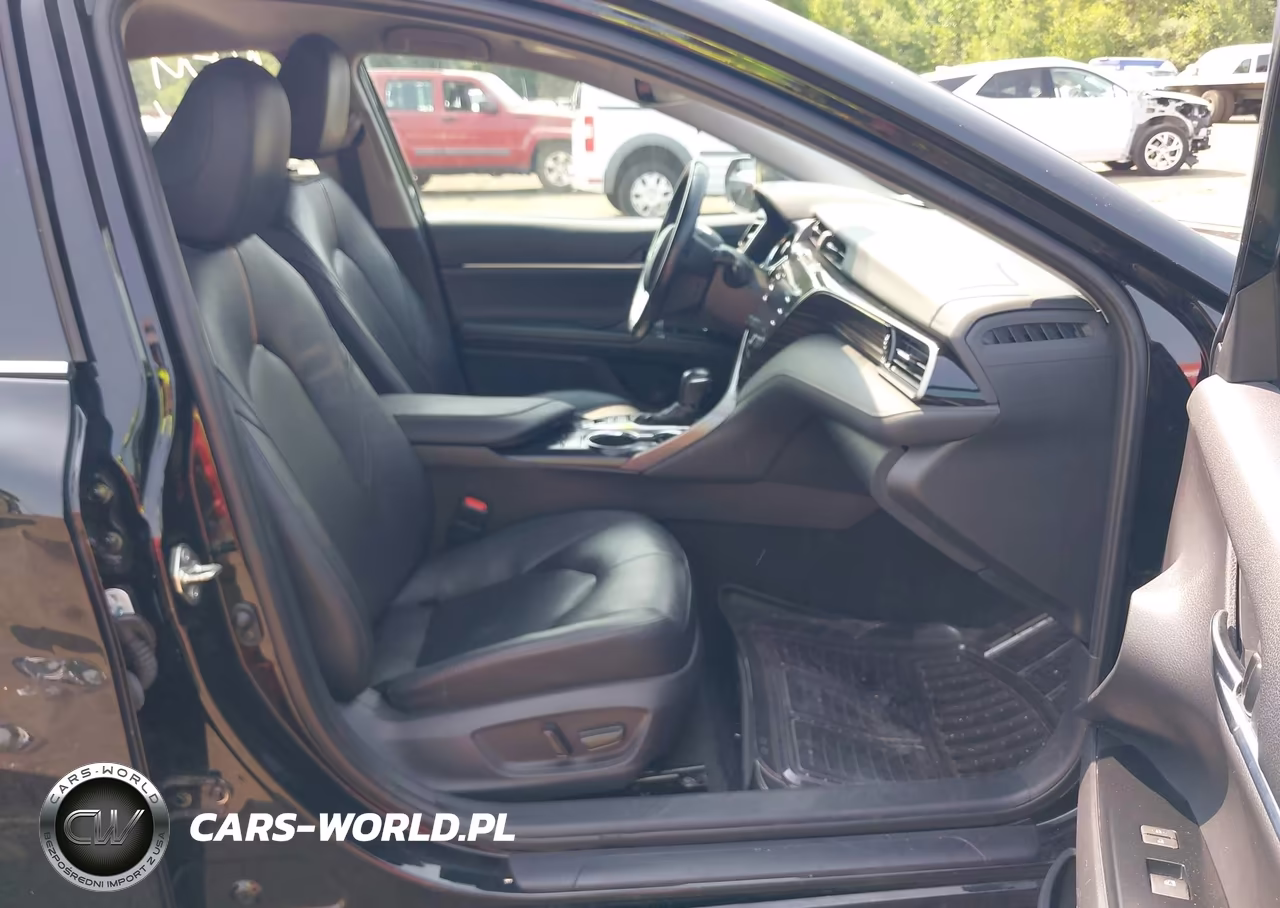 2020 Toyota Camry Xle VIN:4T1F11AK5LU905596 - 5