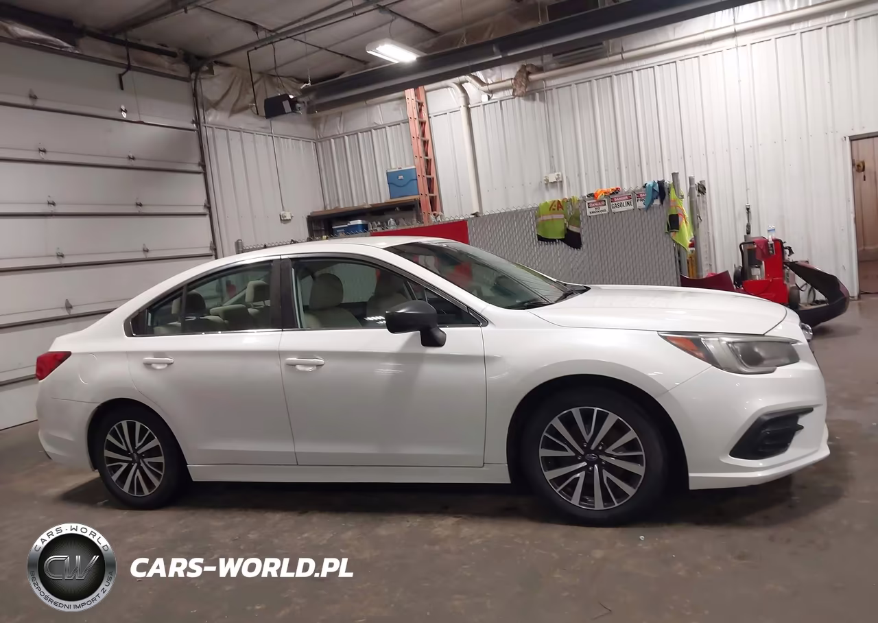 2018 Subaru Legacy 2.5I VIN:4S3BNAB60J3020251 - 13