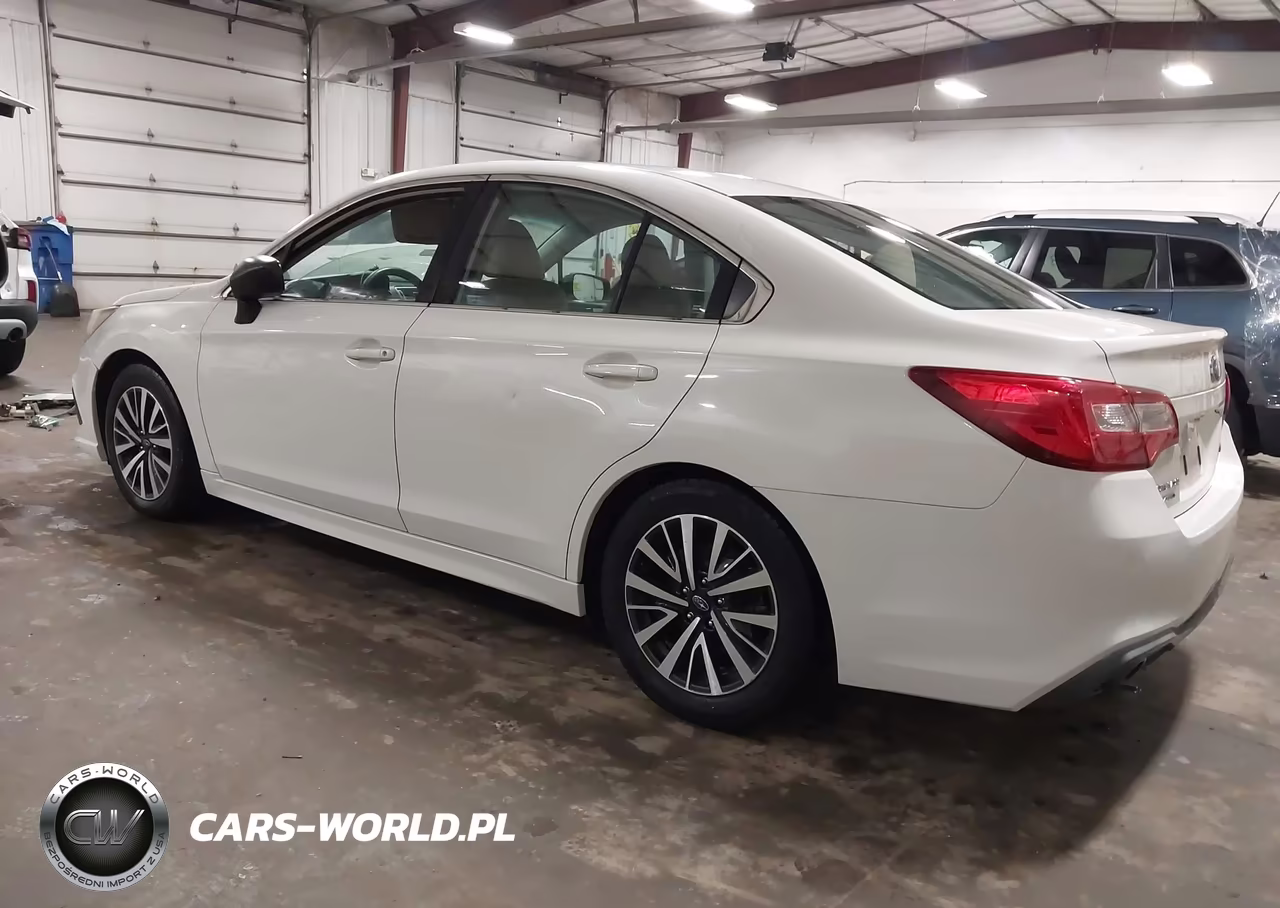 2018 Subaru Legacy 2.5I VIN:4S3BNAB60J3020251 - 3