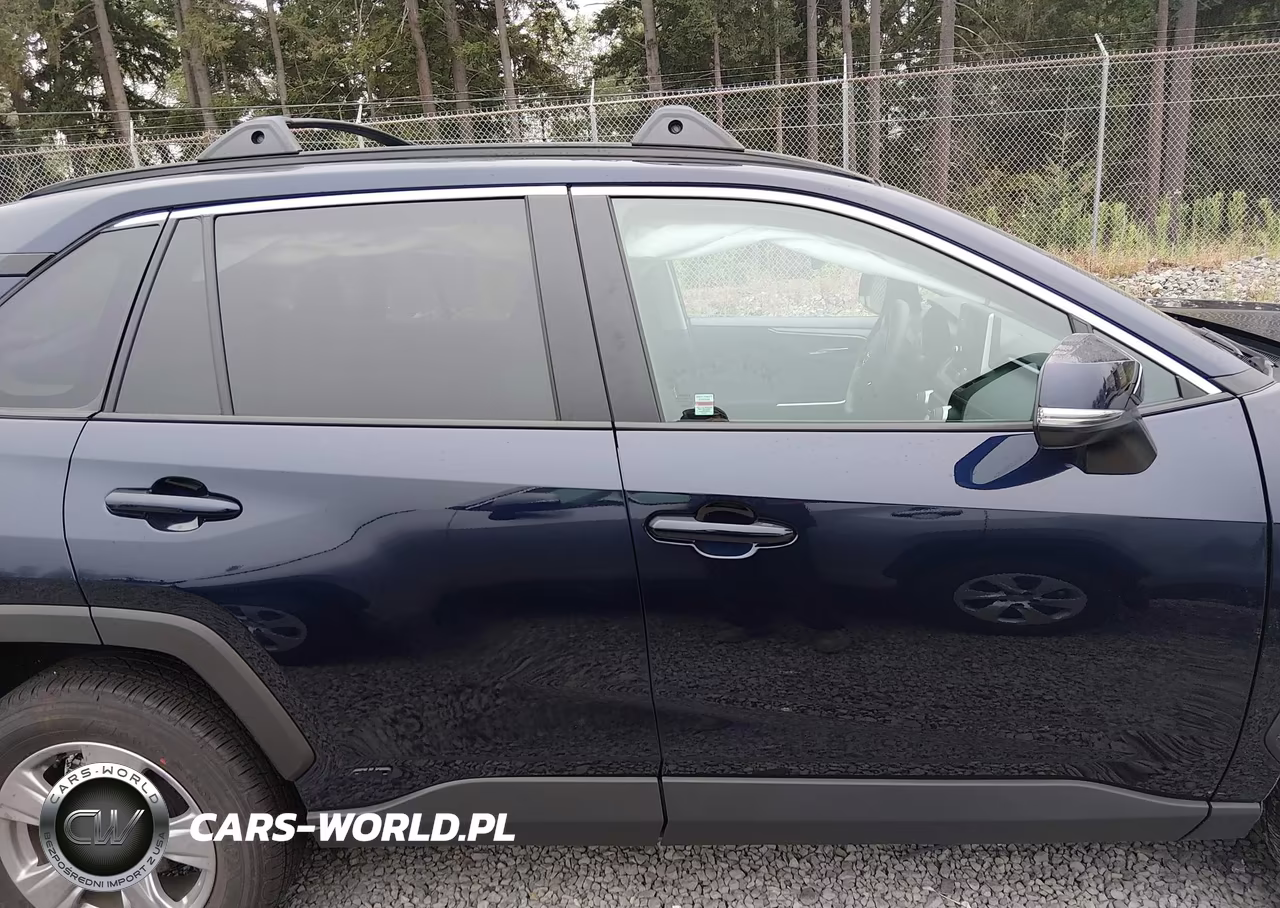 2025 Toyota Rav4 Hybrid Xle VIN:4T3RWRFV7SU213569 - 12