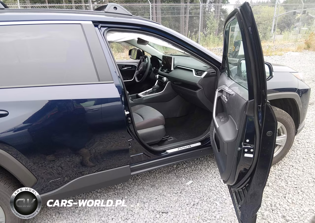 2025 Toyota Rav4 Hybrid Xle VIN:4T3RWRFV7SU213569 - 5