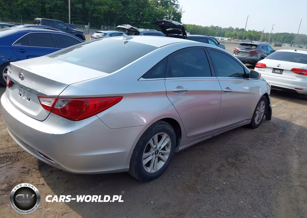 2013 Hyundai Sonata Gls VIN:5NPEB4AC6DH797668 - 4