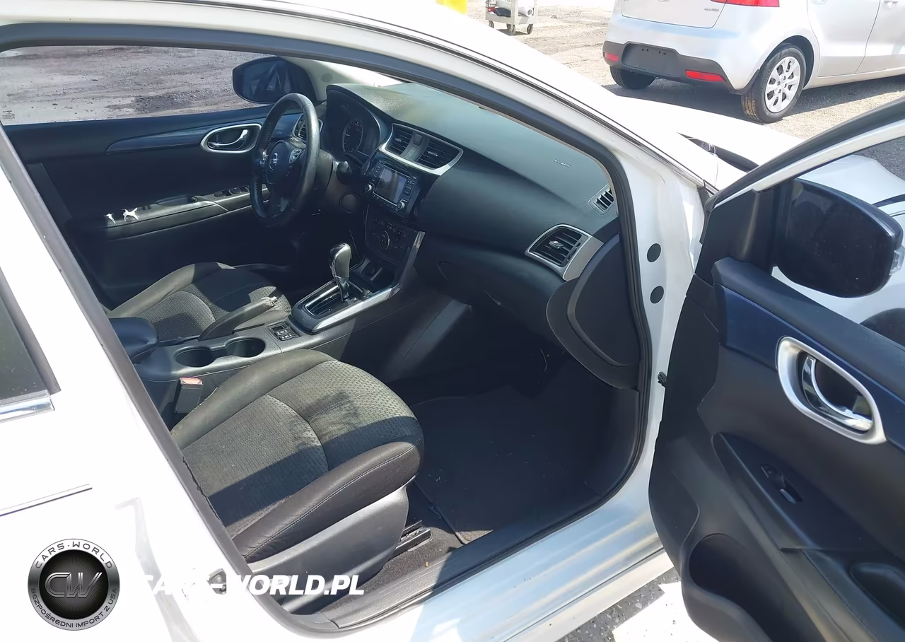 2018 Nissan Sentra Sr VIN:3N1AB7AP3JY318286 - 5