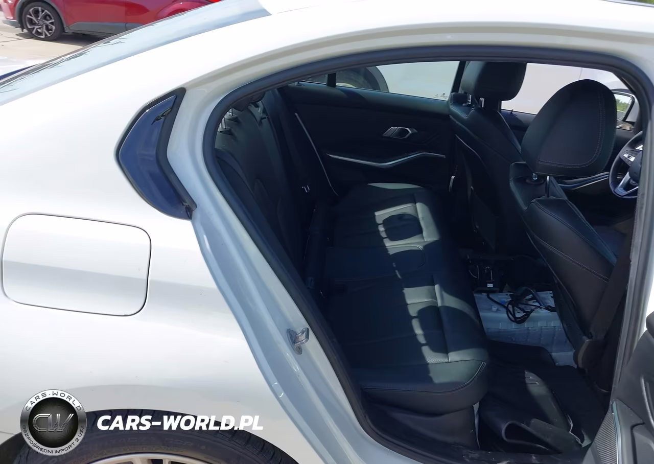 2023 BMW 330I xDrive VIN:3MW89FF06P8C94259 - 8
