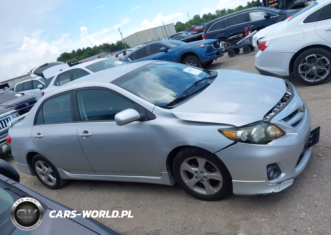 2013 Toyota Corolla S VIN:5YFBU4EE5DP179558 - 13