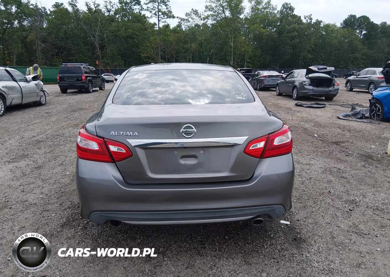 2017 Nissan Altima 2.5 S VIN:1N4AL3AP1HC232082 - 17