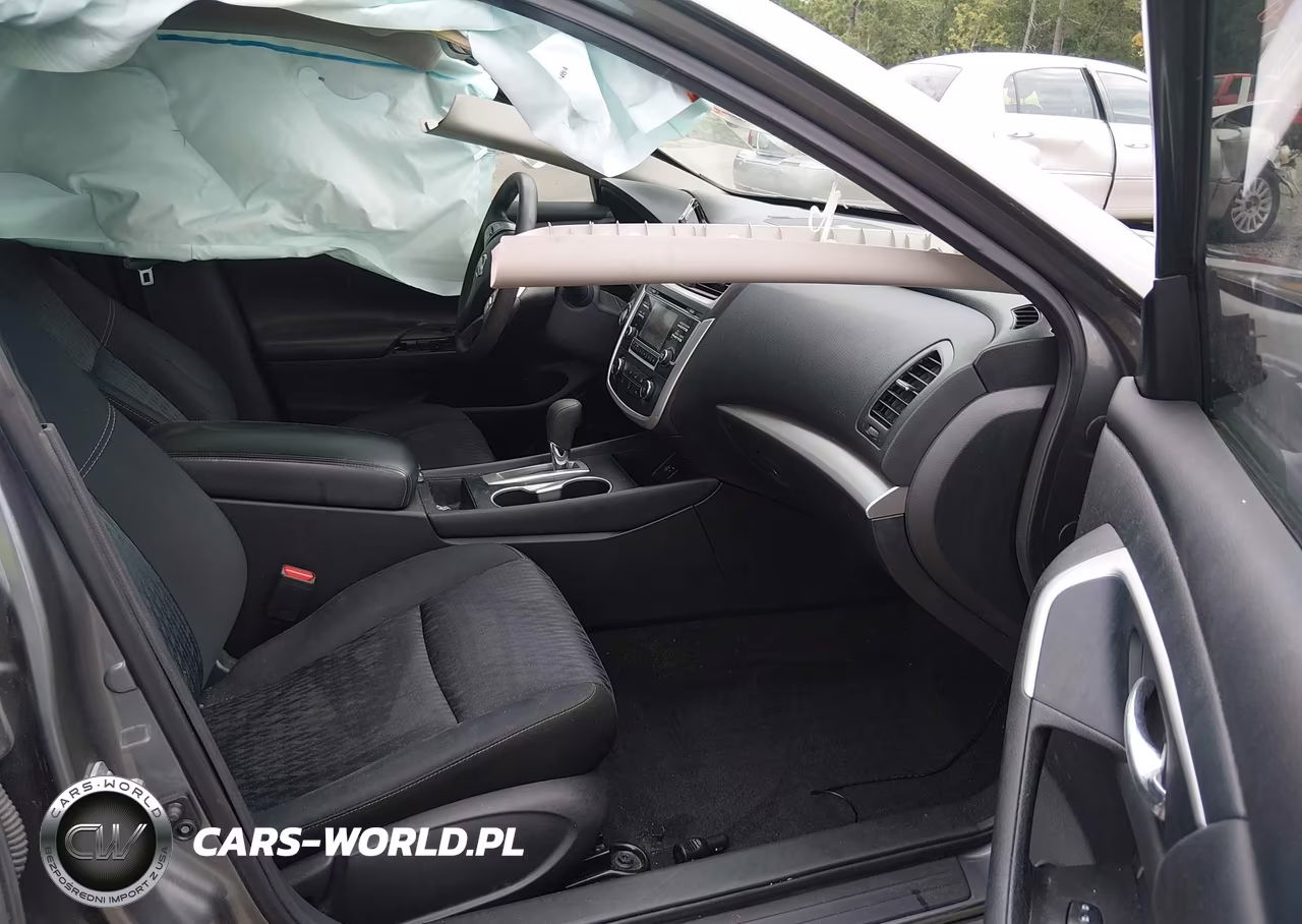 2017 Nissan Altima 2.5 S VIN:1N4AL3AP1HC232082 - 5