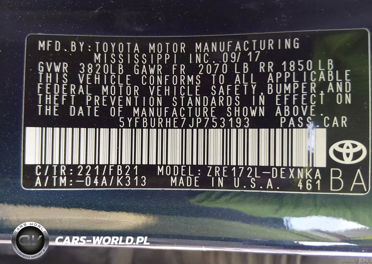 2018 Toyota Corolla Le VIN:5YFBURHE7JP753193 - 9