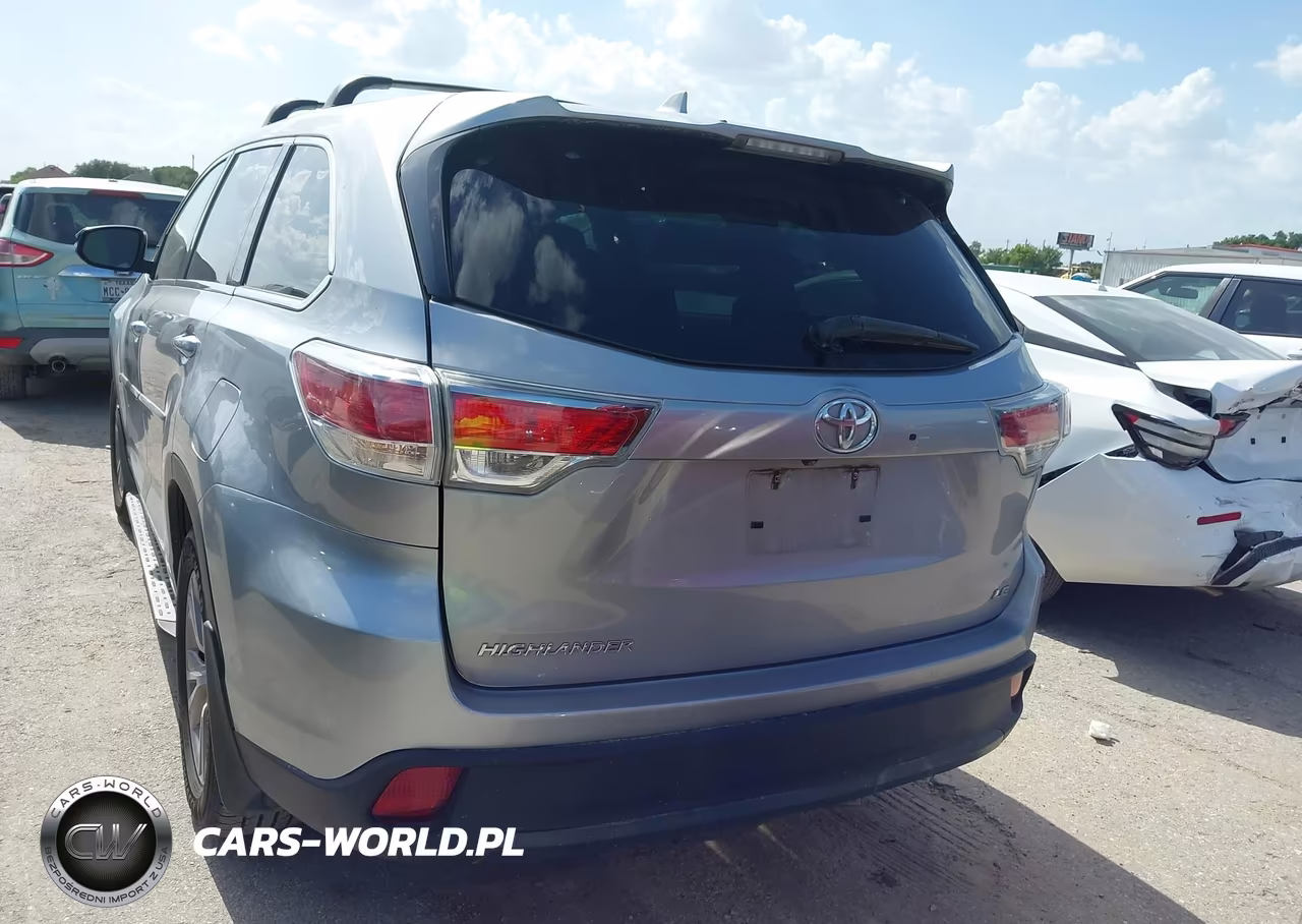 2015 Toyota Highlander Le Plus V6 VIN:5TDZKRFH0FS076536 - 16