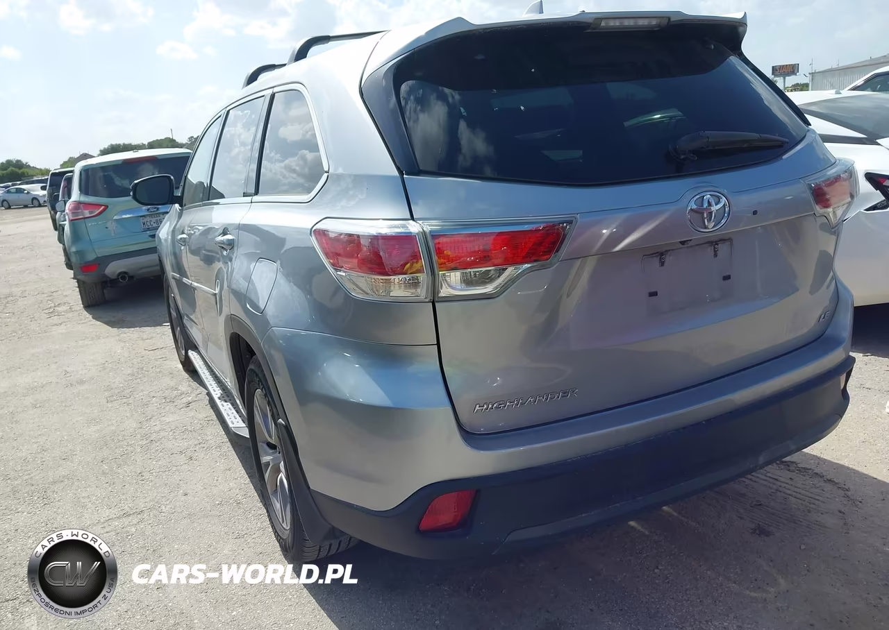 2015 Toyota Highlander Le Plus V6 VIN:5TDZKRFH0FS076536 - 3