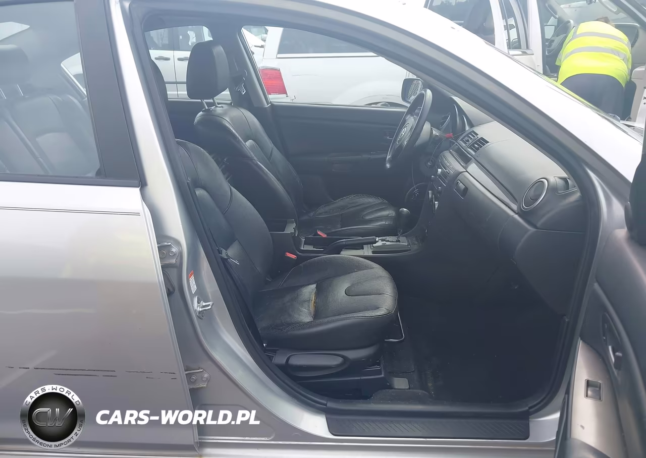 2007 Mazda Mazda3 S Grand Touring VIN:JM1BK323671697920 - 5