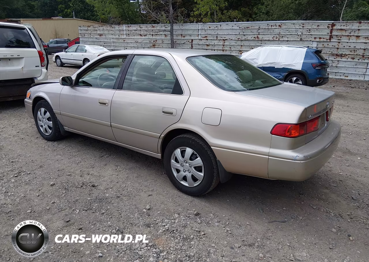 2000 Toyota Camry Le VIN:4T1BG22K0YU631734 - 3