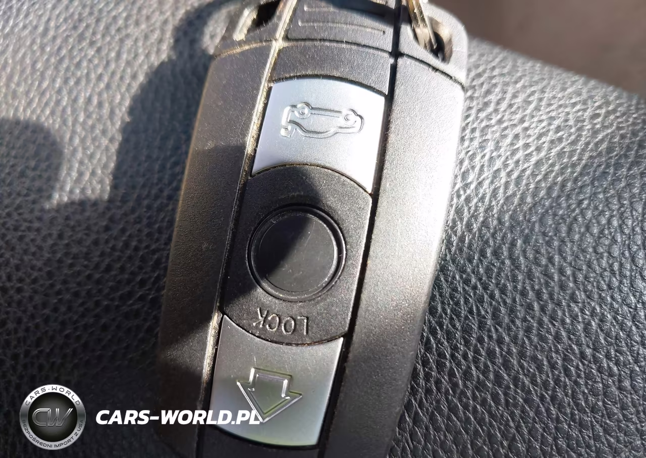 2008 BMW 328I VIN:WBAVA37598NL18944 - 11