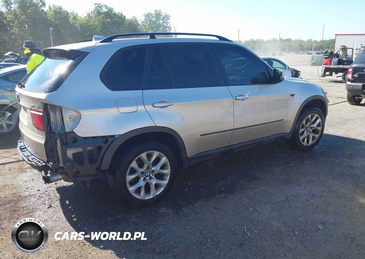 2013 BMW X5 xDrive35I-xDrive35I Premium-xDrive35I Sport Activity VIN:5UXZV4C53D0B00740 - 4