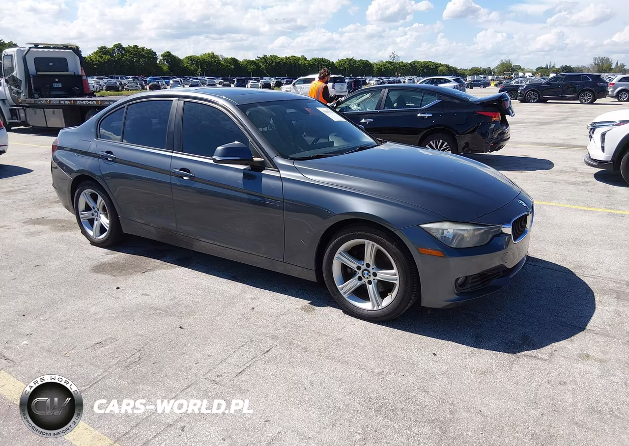 2013 BMW 328I – zdjęcie 1 z 13