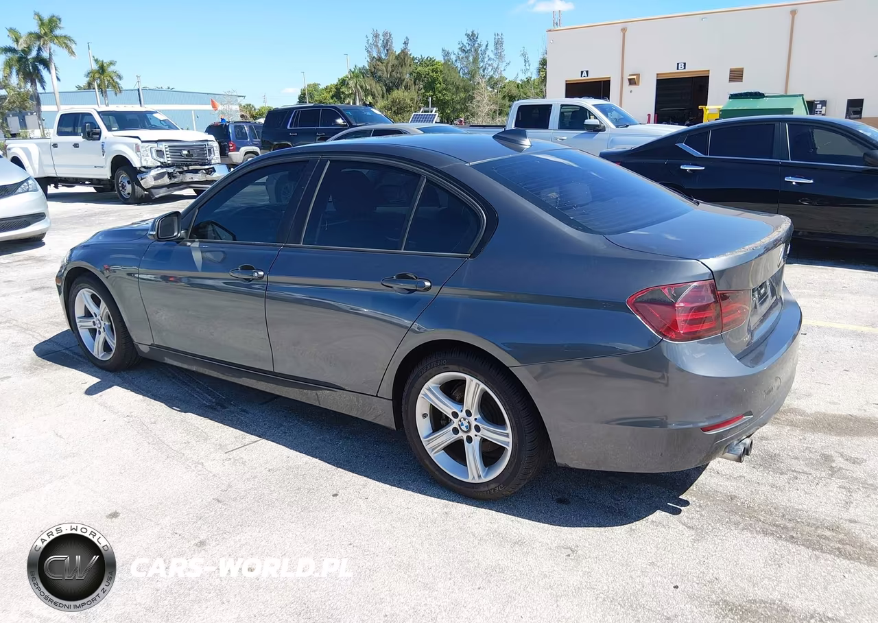 2013 BMW 328I VIN:WBA3C1C53DF442725 - 3